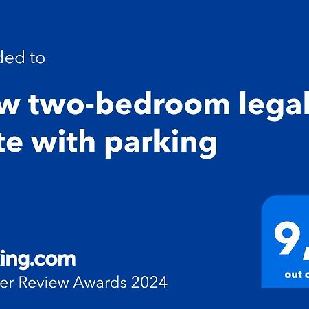 New Two-Bedroom Legal Suite With Parking White Rock Exterior photo
